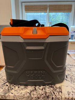 Klein Tools Tradesman Pro Tough box Cooler, 17 Qt