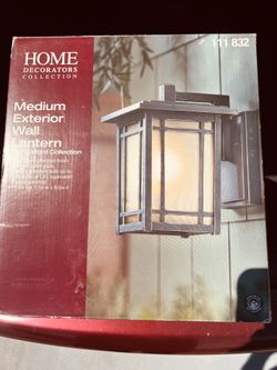 Porch Light     (2 Lights)