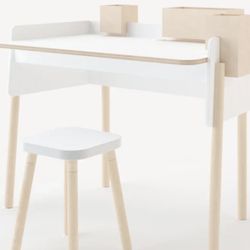 Oeuf NYC Kids Desk