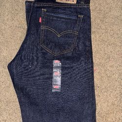 New Mens Levis Size 32/32