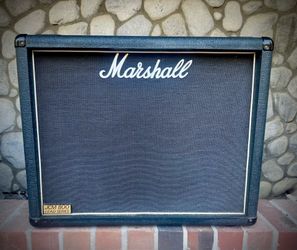 Marshall 2-12 cabinet