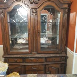 Dining Table With 8 Heavy Chairs And China Hutch