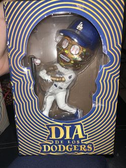 Dodgers Día de Los muertos Bobblehead 