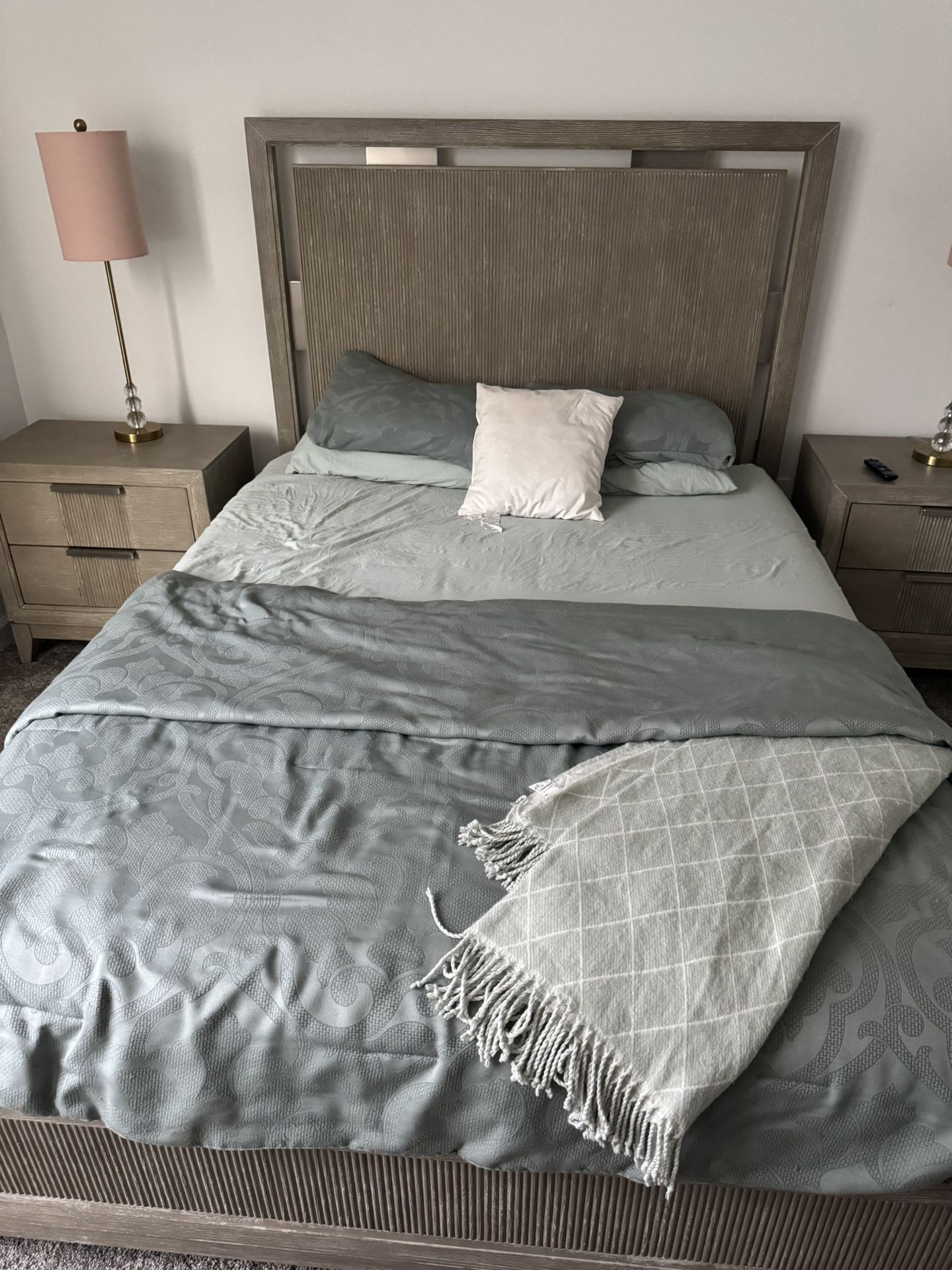 Queen Size Bedroom Set