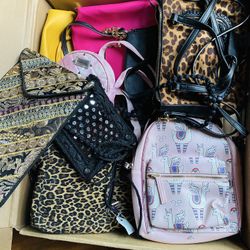 Bulk Buy Lot Of Purses Resellers