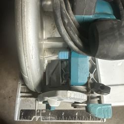 5008mga Makita Magnesium Circle Saw