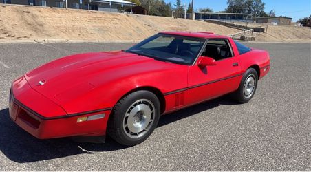 1987 Chevrolet Corvette C4 Red Coupe