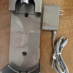 Dyson Vacuum Charger & Wall Mount 