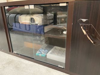 Free TV table stand