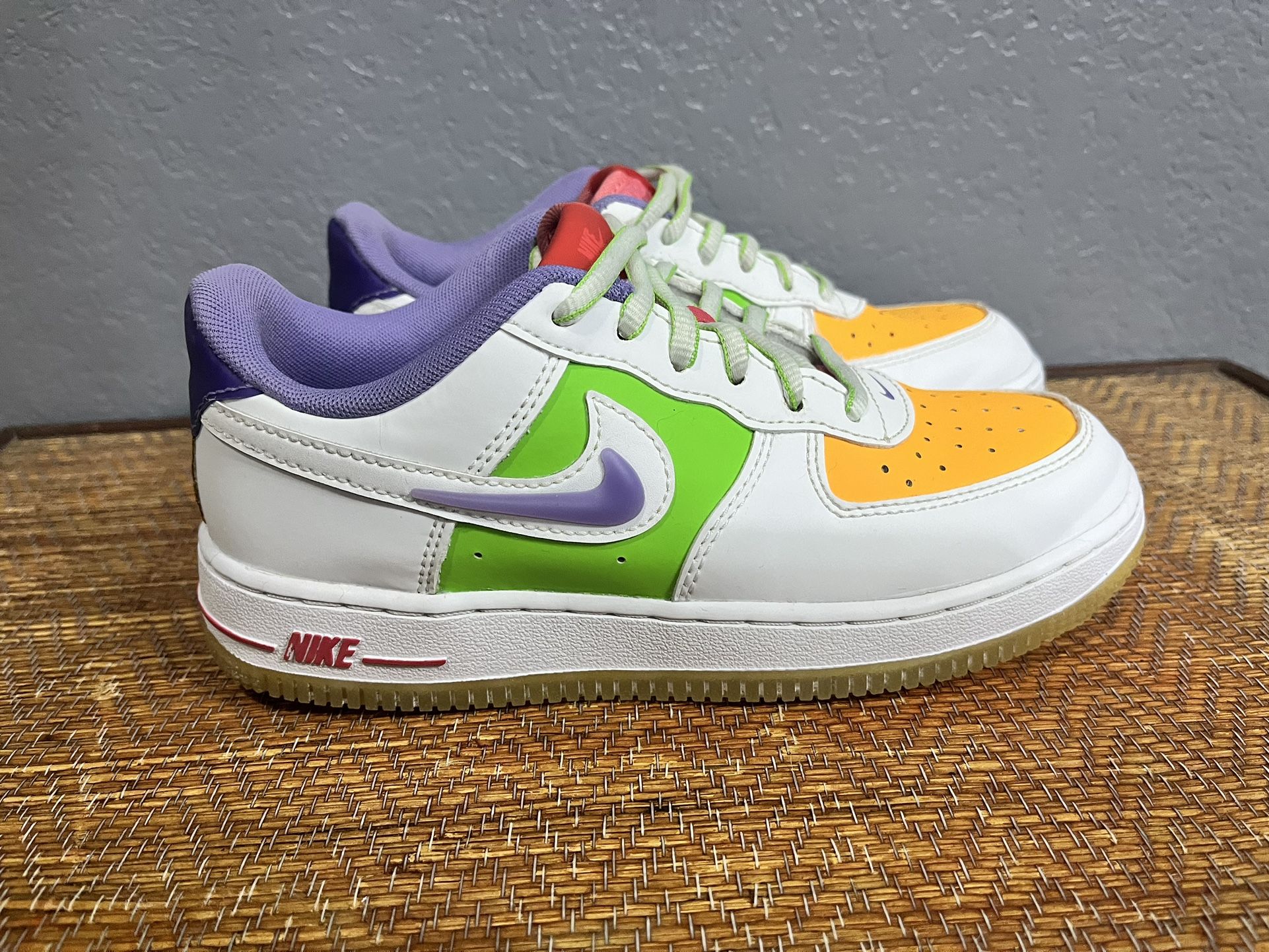 Nike Air Force LV8 (PS) buzz lightyear size