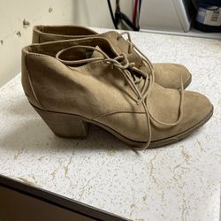 Women’s Tan Lace Up Booties