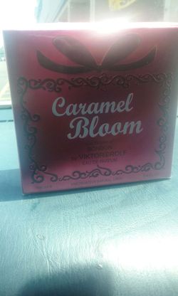 Flower bomb impression perfume