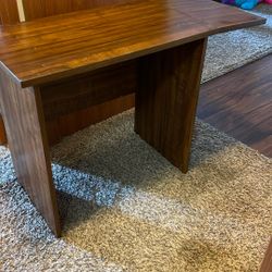 Small Desk With Leaf