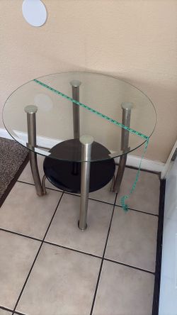 round glass table
