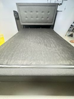 Gray Upholstered Queen size Bed Frame with Tufted Headboard