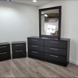 DRESSER WITH MIRROR AND TWO NIGHTSTANDS 