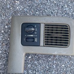 2004 Dodge Ram Dashboard 