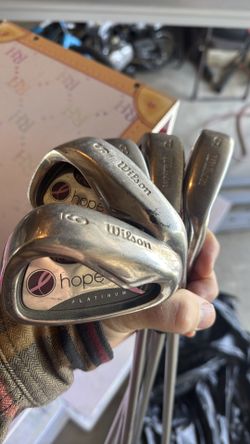 Golf club set MAKE AN OFFER
