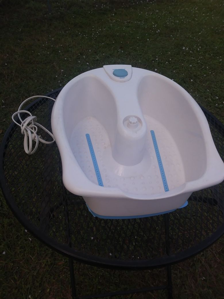 CONAIR FOOT TUB HEAT/MASSAGE