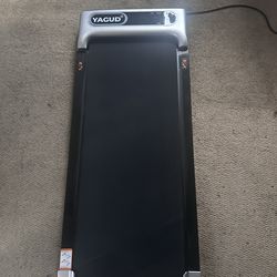 Yagud black treadmill