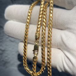 18k Gold Chain 