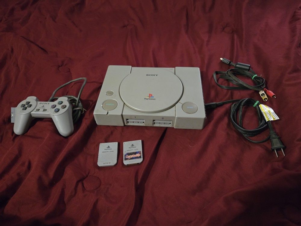 🕹️ Sony PS1 SCPH-1001 – Rare Launch Model + Controller + Game – $90