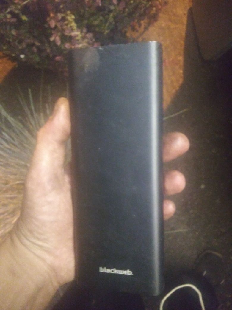 Blackweb 20,100MAH Powerbank fast charger for Sale in Federal Way, WA -  OfferUp