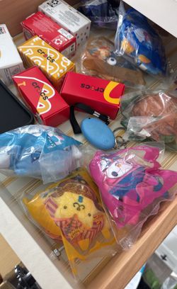McDonald’s Crocs / Hello Kitty Stuffy