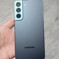 Samsung Galaxy S22 Unlocked For Any Carrier Liberado Para Cualquier Compañia O Pais