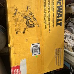 Dewalt 12 Inches Sliding Miter Saw