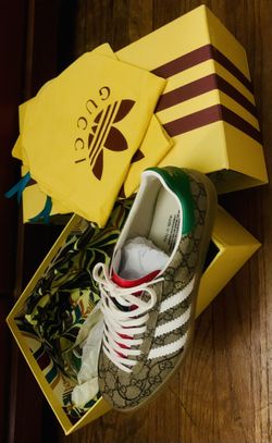 adidas gazelle silver green womens Gucci X ADIDAS Vintage GG Monogram Mens Gazelle Sneakers 7.5 Mid Natural  Nut Off White 1839352 – FASHIONPHILE main image 0
