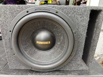 Rockville 5600 watt 12" sub in ported box