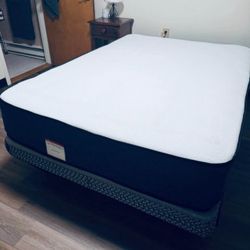 Queen Size Set Mattress And Box Brand New Delivery 🚚 Available 