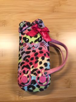 Claire’s glasses holder