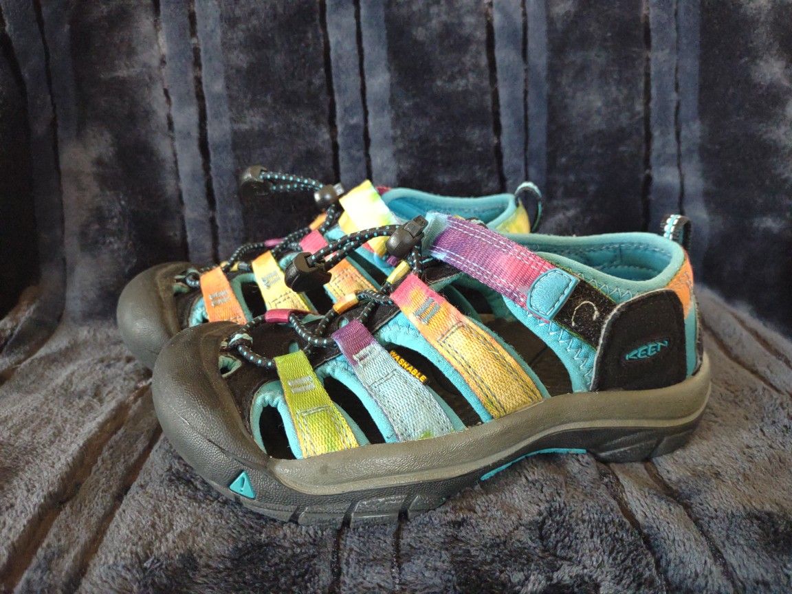 Keen Kids New port H2 Waterproof Comfort tie dye rainbow Hiking Sandals Size 12 Youth GOOD pre owned condition