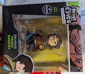 Weta Workshop Mini Epics Frodo Baggins Figure
