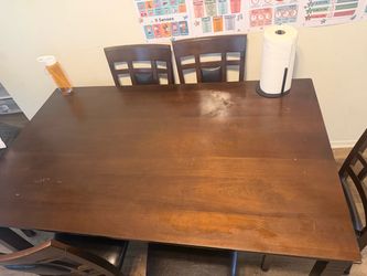 Used table and chairs dinning set