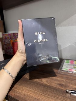 Chanel Bleu (gold)