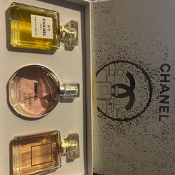 Woman’s perfume gift box