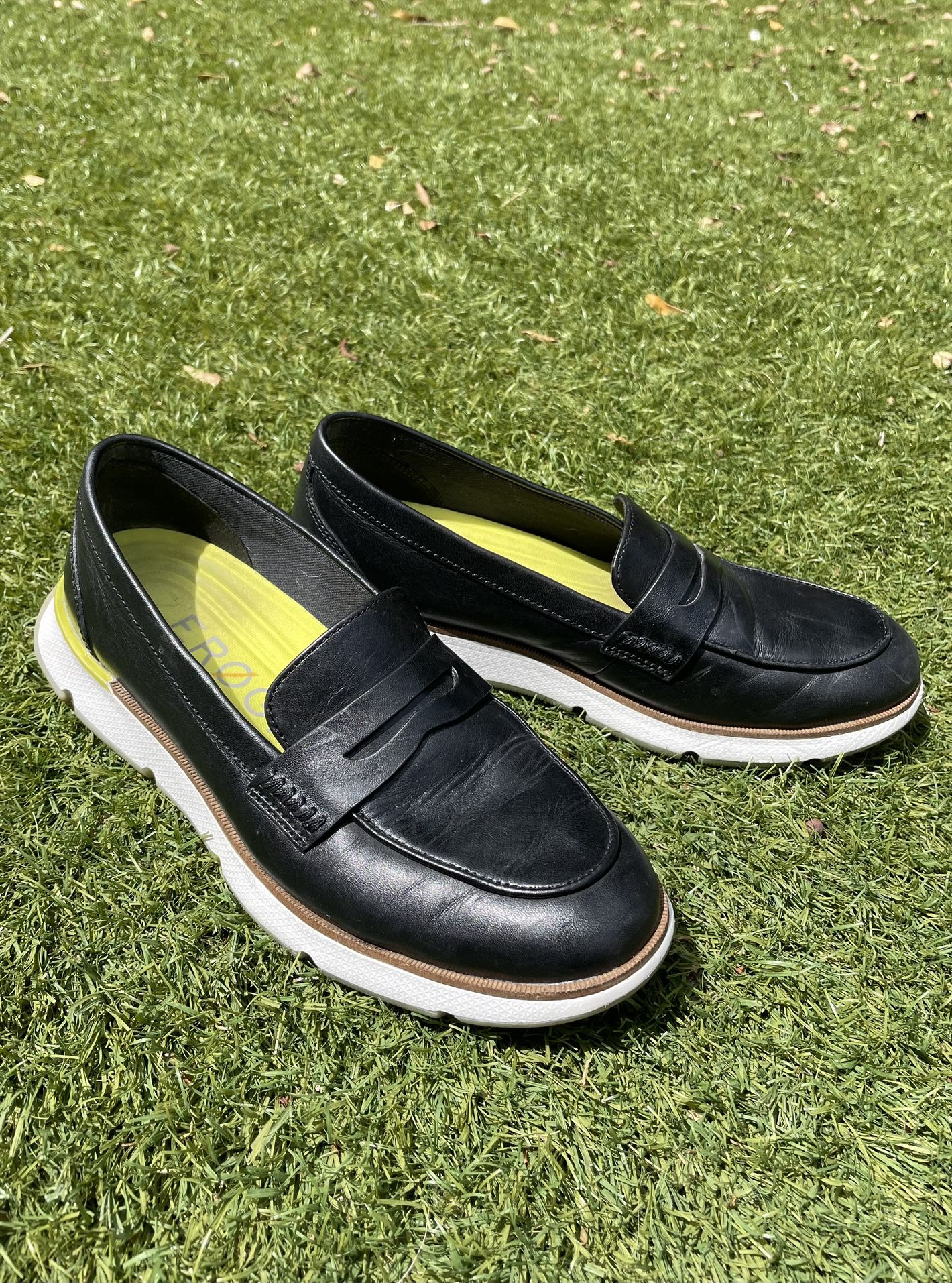 Women’s Coke Haan Black Leather Loafers, Size 6.5