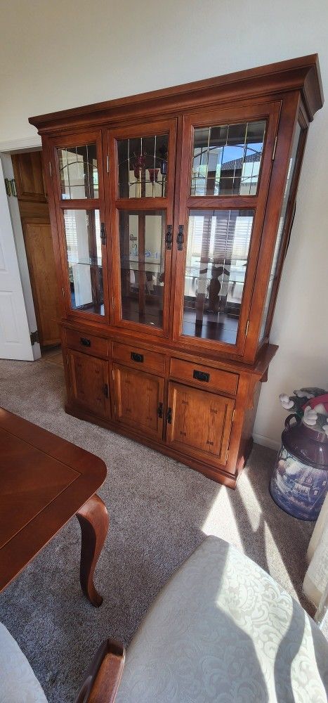 CHINA CABINET SOLID WOOD