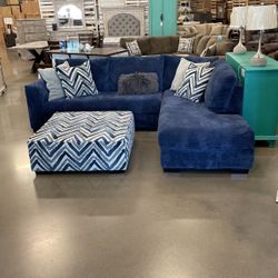 Sectional Sofa And Ottoman