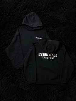 Essentials Black and White
