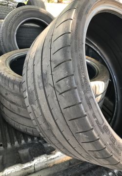 I have two tires in great condition these tires are pilot sports tire size number 285/30 R20These tires are in good condition Michelin pilot sport
