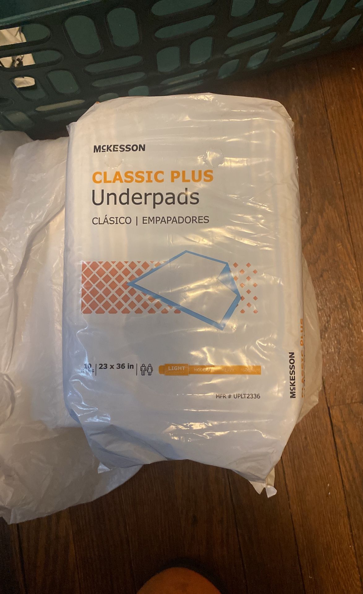 Underpads 10 Per Bag 23x36 absorbent pads
