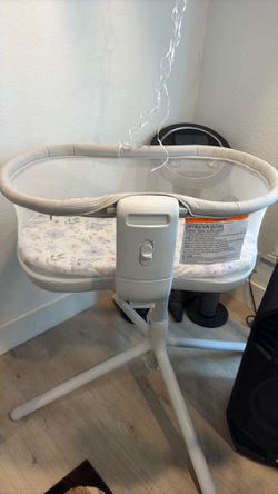 Halo bassinet