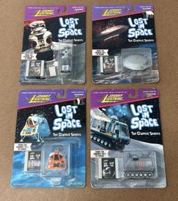 1998 PLAYING MANTIS Johnny Lightning “LOST IN SPACE” The CLASSIC Series METAL & PLASTIC Toy REPLICAS Lot of 4 👀 (please read description)