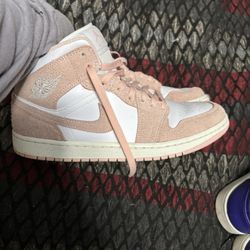 Jordan 1 Mid Legend Pink Men’s 8.5
