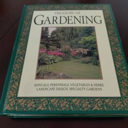 Spring Is Coming ! Vintage Complete Gardening Book !