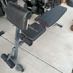 Adjustable Weight Bench 